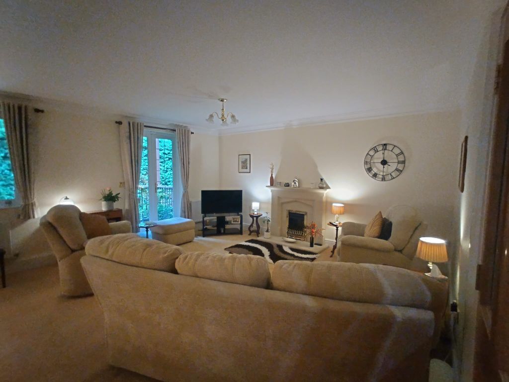 Property photo 2 of 11