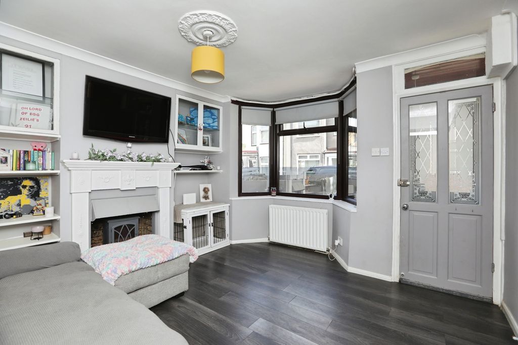 Property photo 3 of 14 Pbox-Img.Jpg