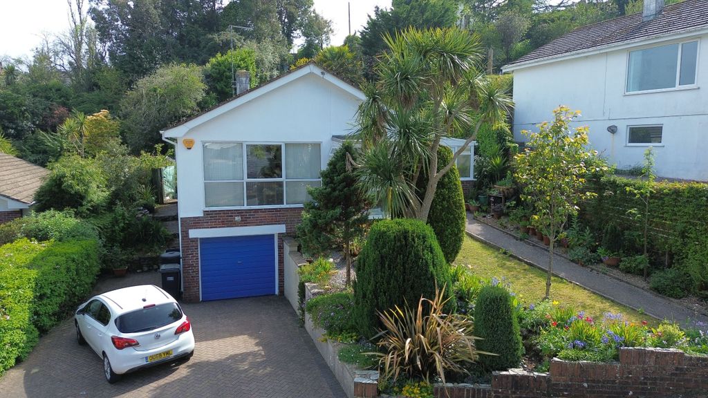 Property photo 1 of 20