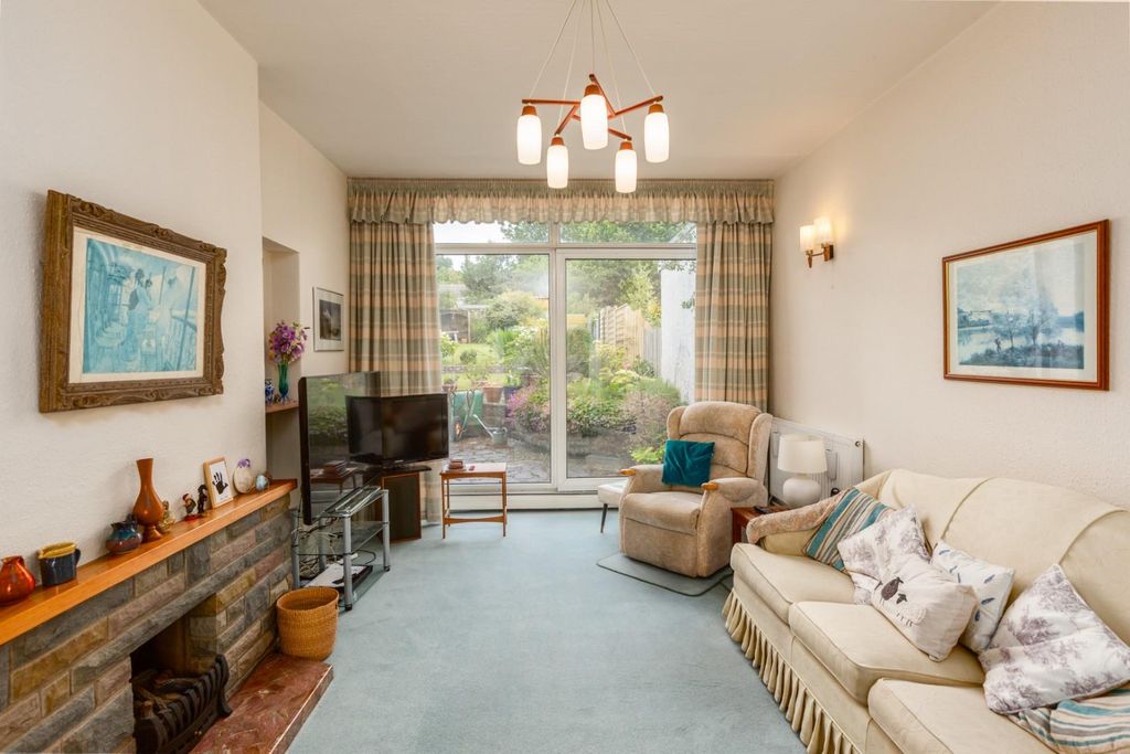 Property photo 3 of 36 Cz0A1479-Edit.Jpg