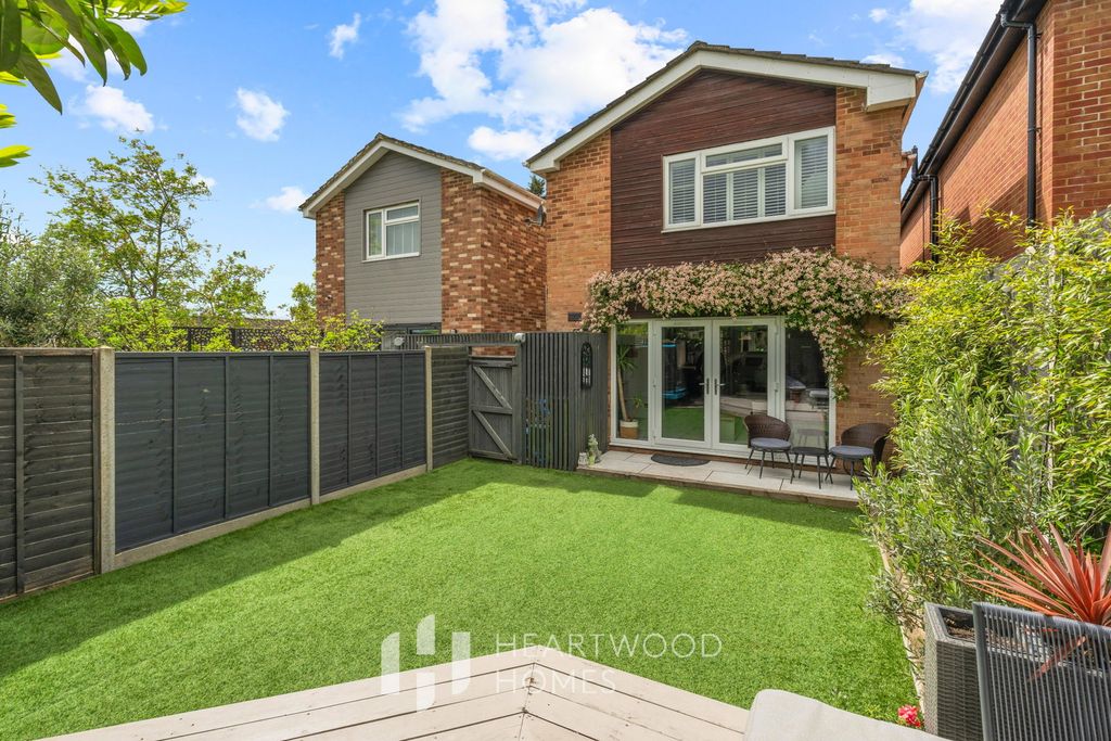 Property photo 2 of 22