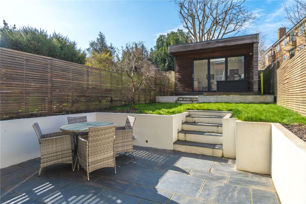 Property photo 3 of 11 Picture No. 07
