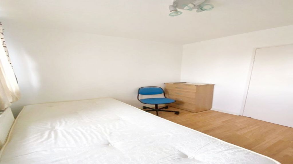 Property photo 3 of 9 Gallery