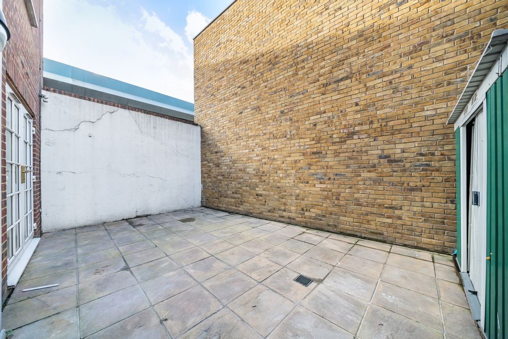 Property photo 2 of 10 1057200 (9)