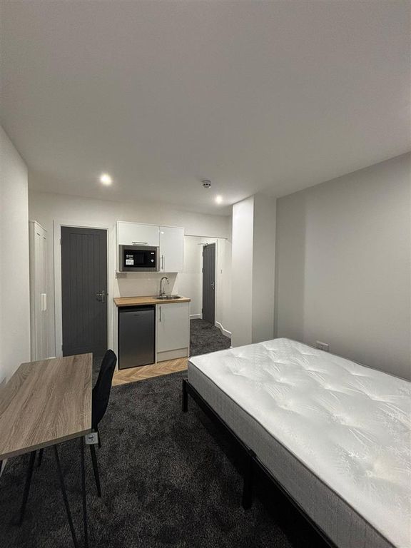 Property photo 2 of 11 Whatsapp Image 2025-11-19 At 11.04.38_c86ce09B.Jpg