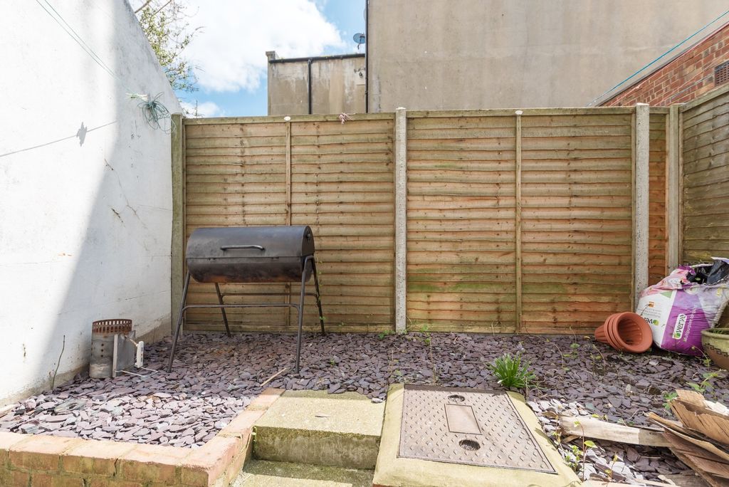 Property photo 2 of 8 Patio
