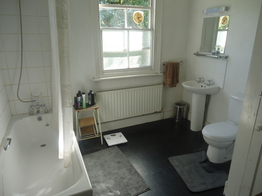 Property photo 3 of 4 Photo 3