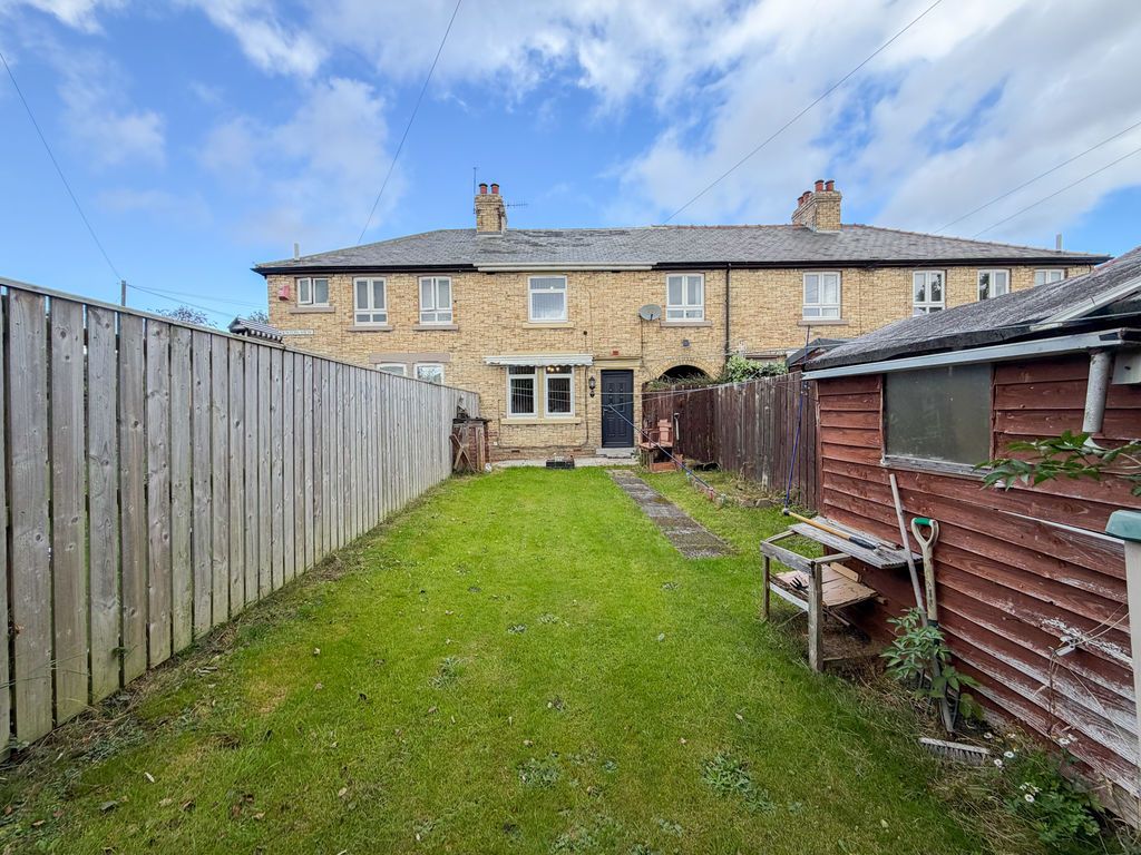 Property photo 1 of 11 External