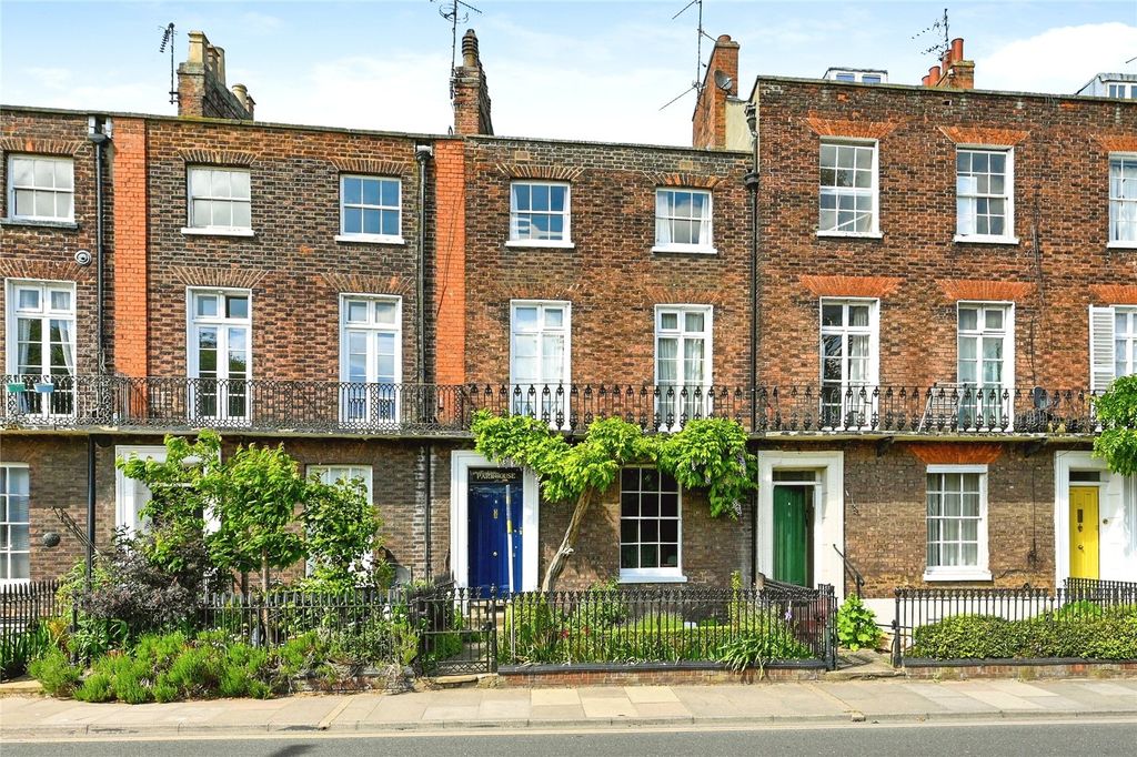 Property photo 1 of 19 Picture No. 53