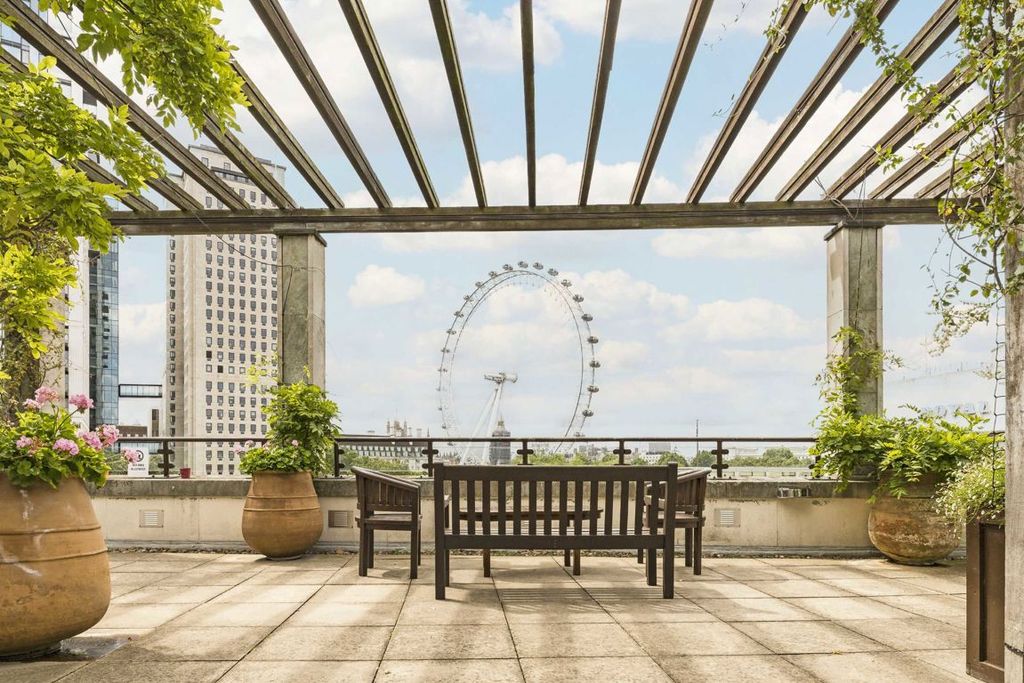 Property photo 2 of 3