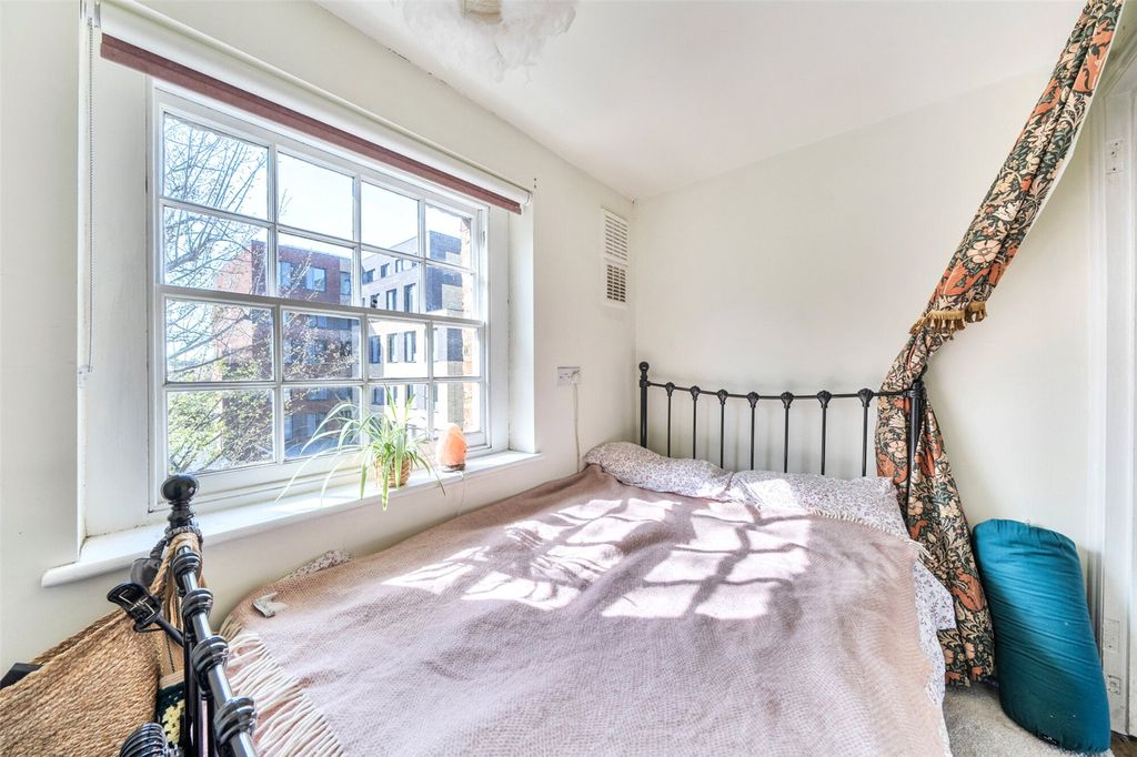 Property photo 3 of 15 Picture No. 27