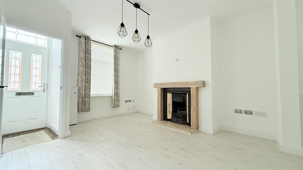 Property photo 3 of 10 Fullsizerender-11.Jpeg