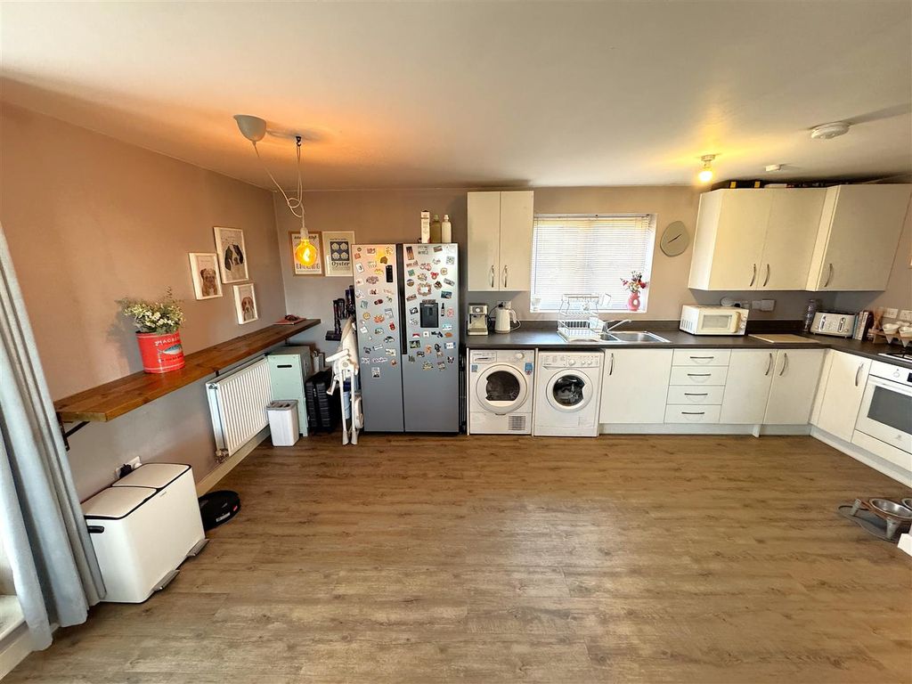 Property photo 3 of 18 Image3.Jpeg