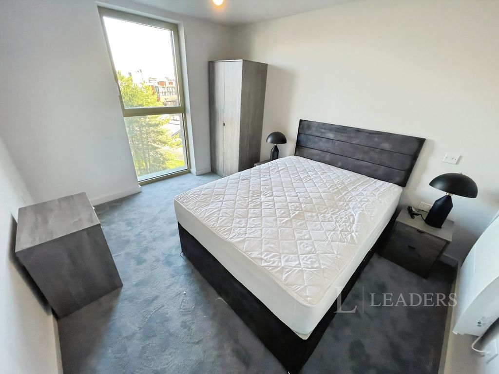 Property photo 3 of 11 3