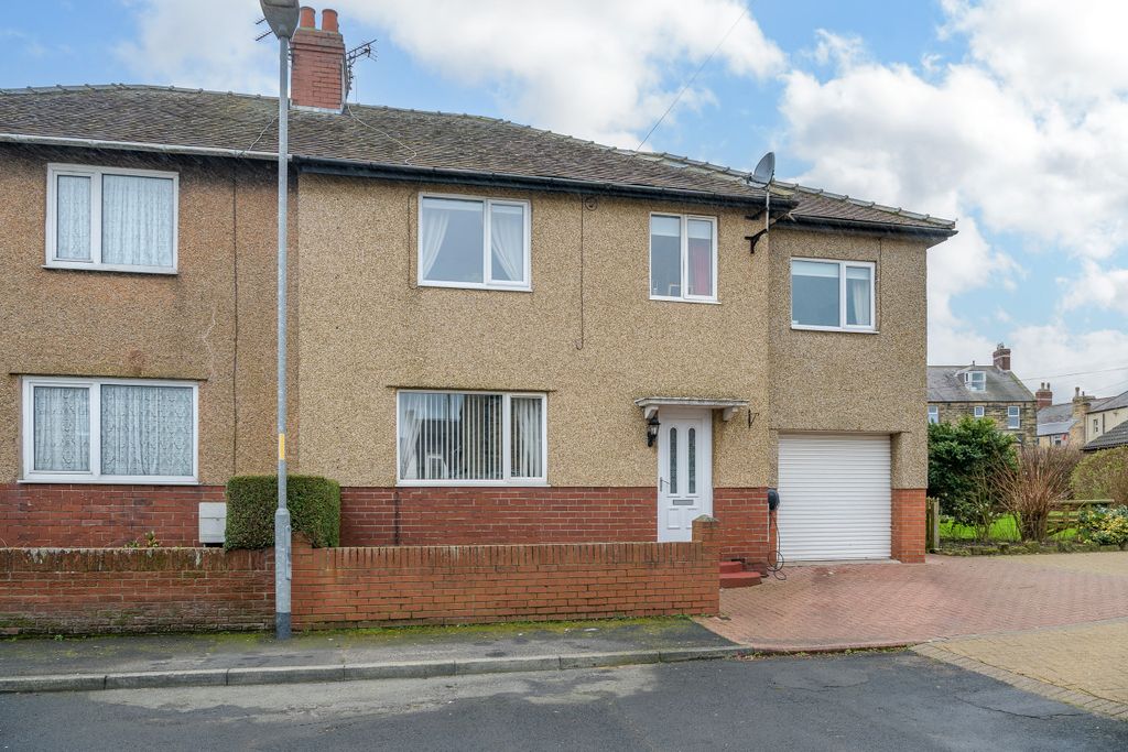 Property photo 1 of 30 Front-2