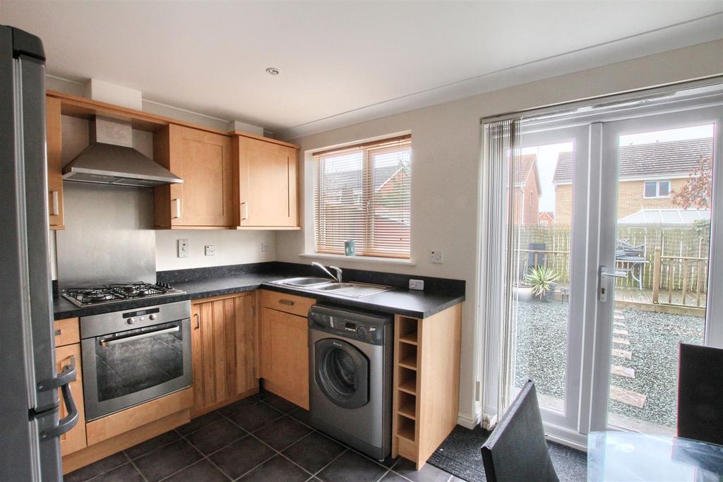 Property photo 3 of 8