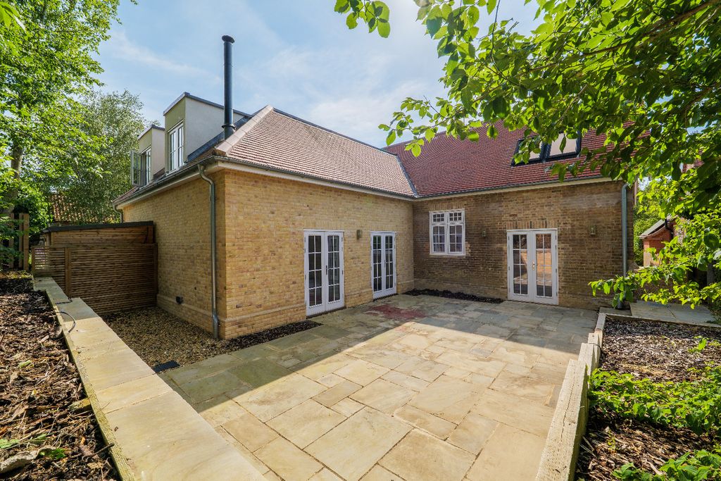 Property photo 1 of 25 5284980