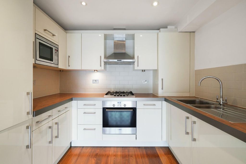 Property photo 2 of 18 1 (6).Jpg