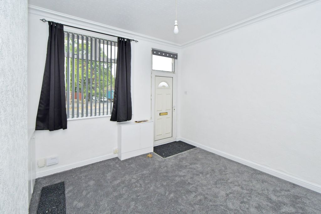 Property photo 2 of 10 Rah_9727