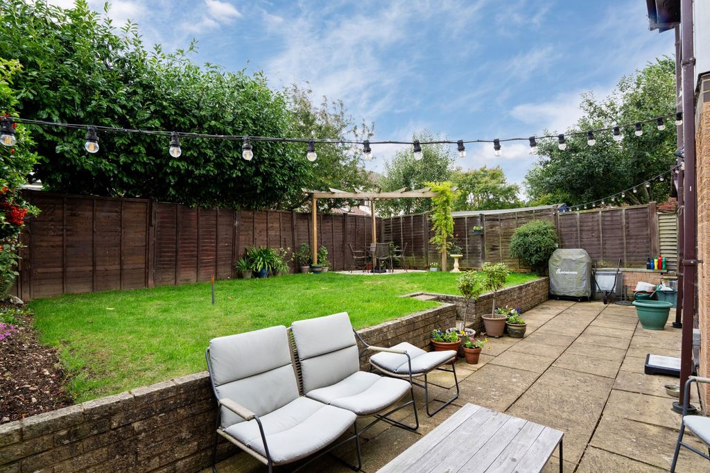 Property photo 3 of 13