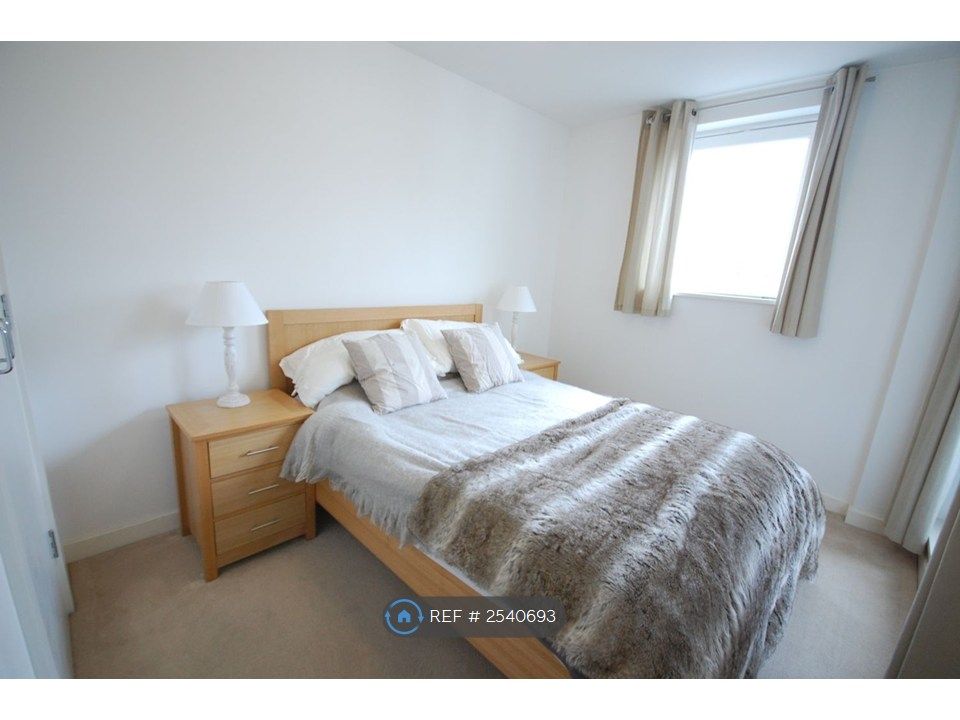 Property photo 2 of 11 Second Bedroom