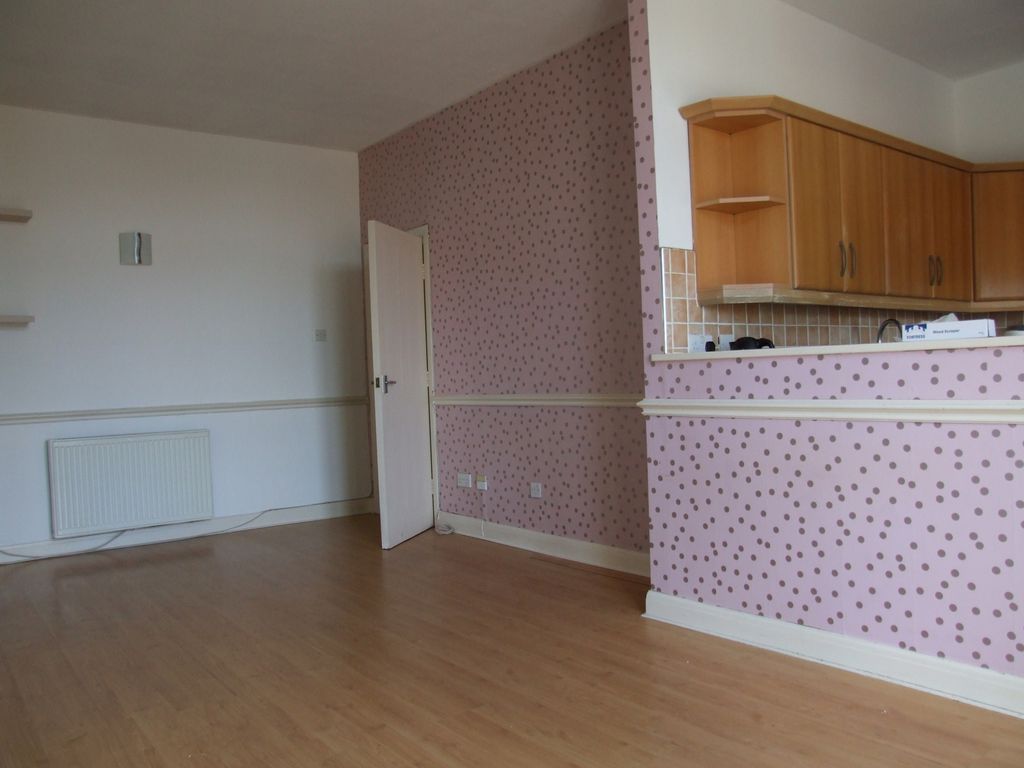 Property photo 3 of 13 Photo 7