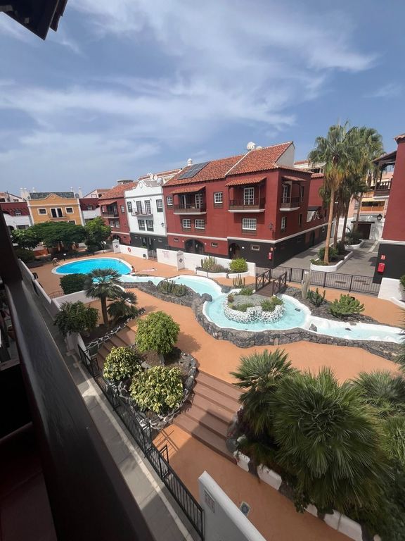 Property photo 1 of 21 Townhouse In Jardin Botanico