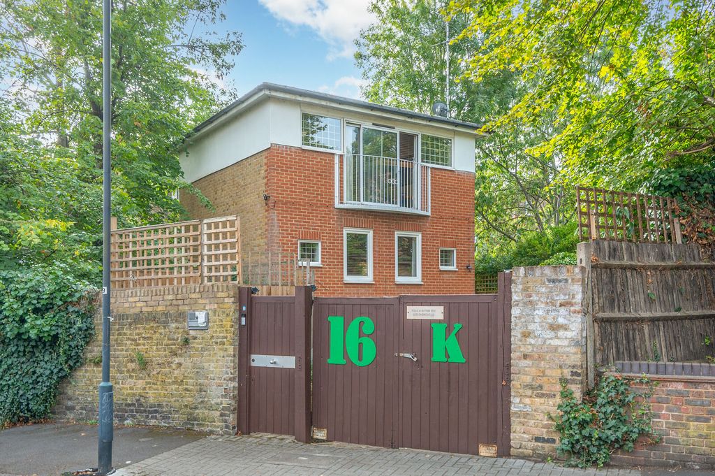 Property photo 1 of 14