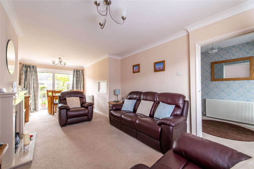 Property photo 2 of 20 Picture No. 09