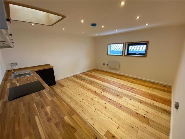 Property photo 1 of 6 Living Room
