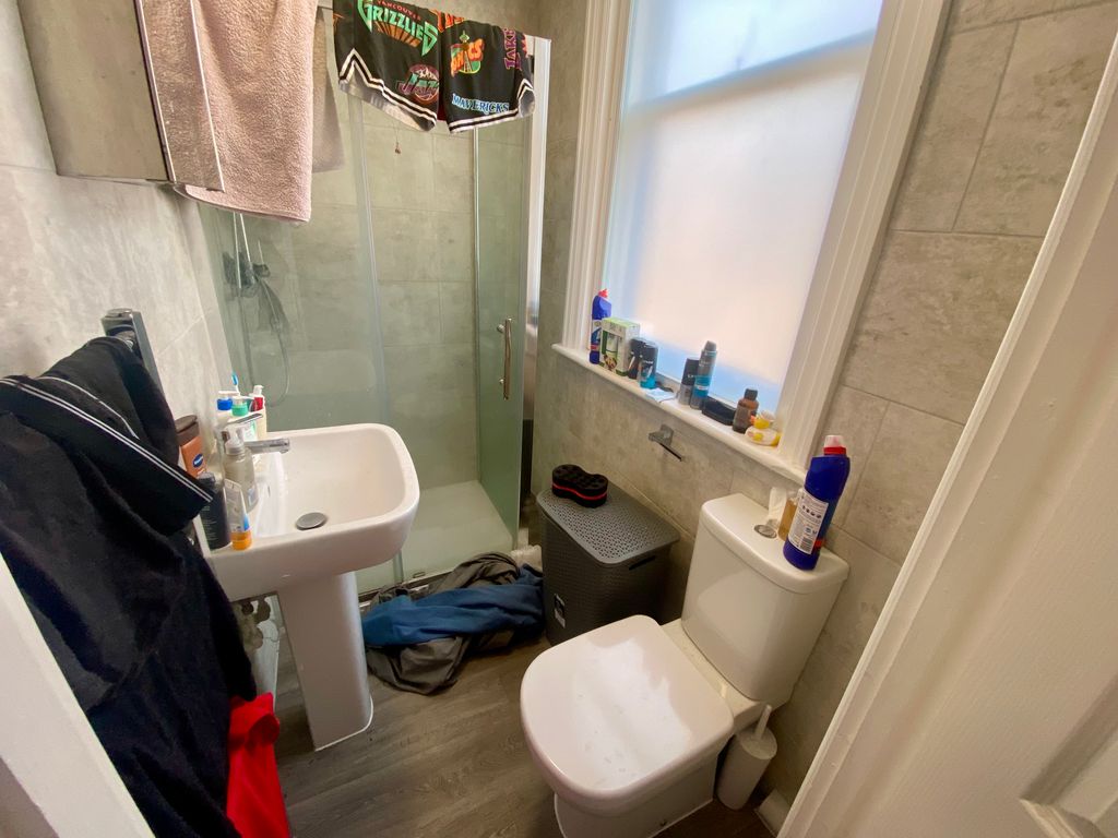 Property photo 3 of 3