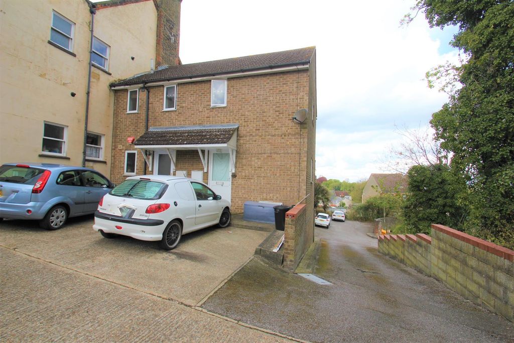 Property photo 1 of 5 External Front (3).Jpg