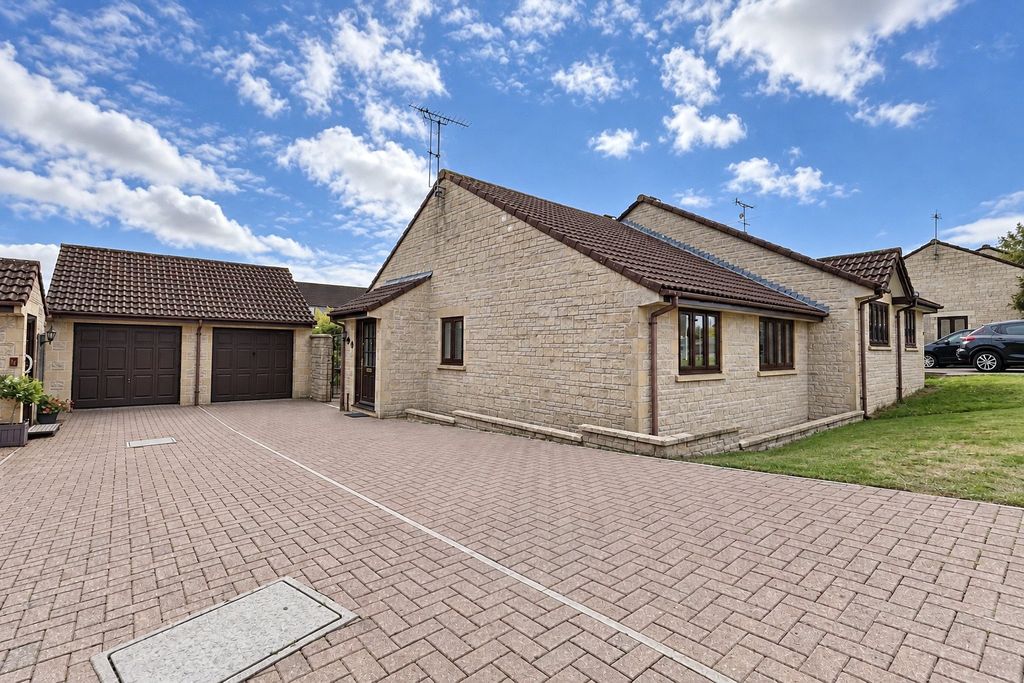 Property photo 1 of 10 Picture No. 05