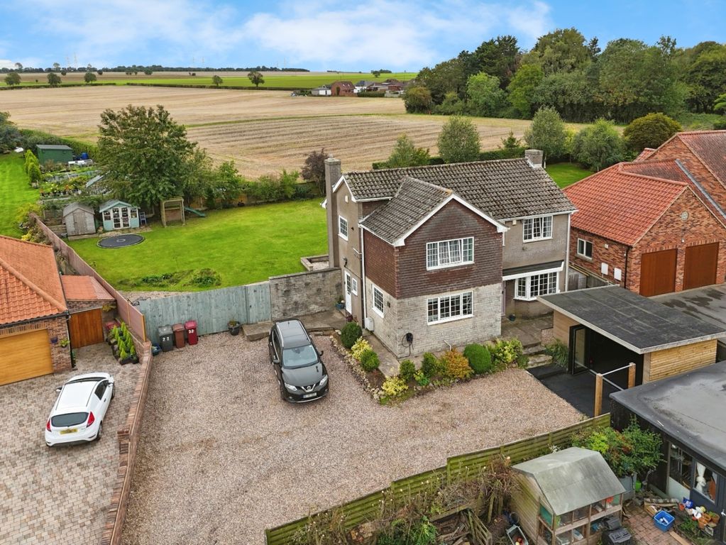 Property photo 1 of 22 4550521