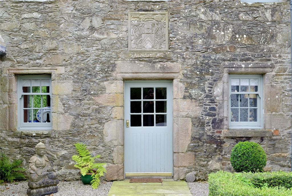 Property photo 3 of 23 Picture No. 03