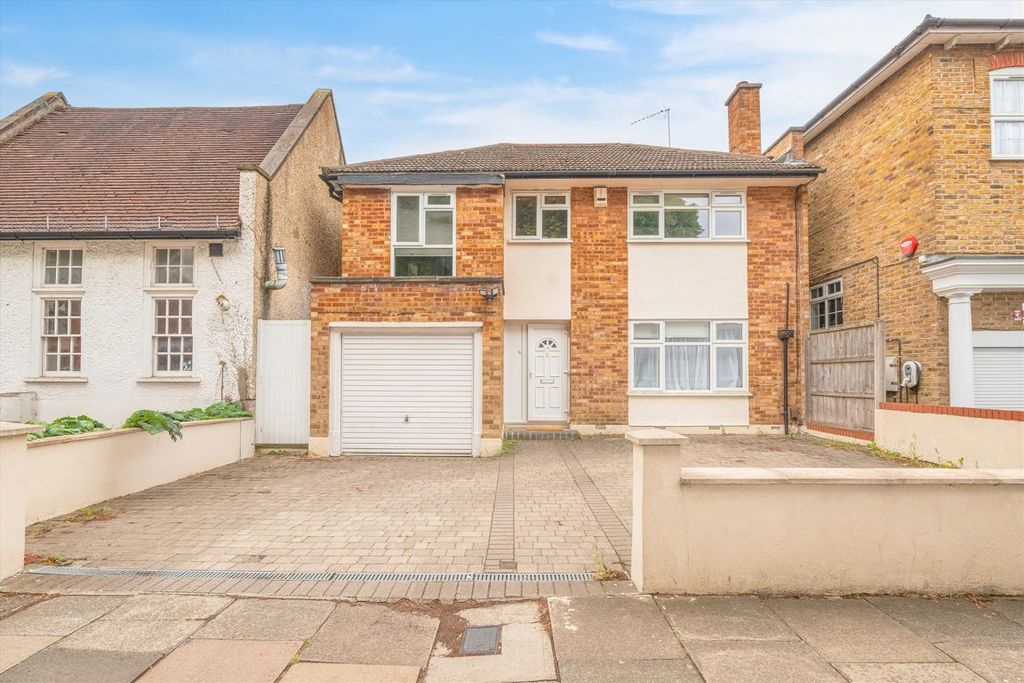 Property photo 1 of 10