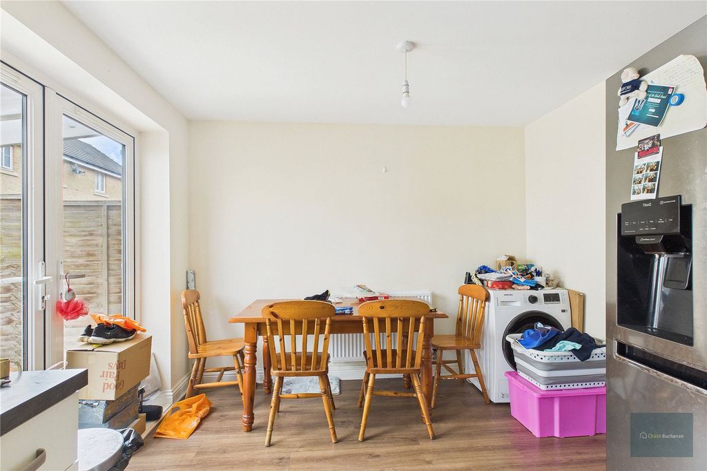 Property photo 3 of 15 Picture No. 14