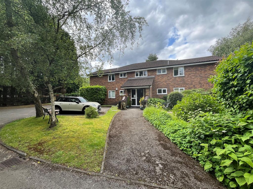 Property photo 2 of 6