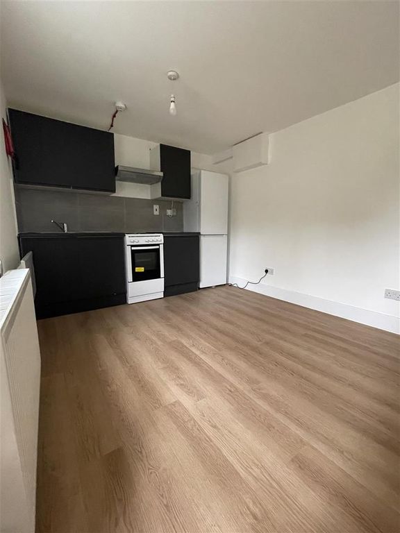 Property photo 2 of 6 U96Asdmb.Png