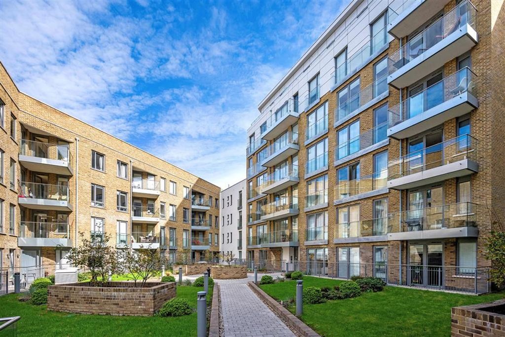 Property photo 1 of 6