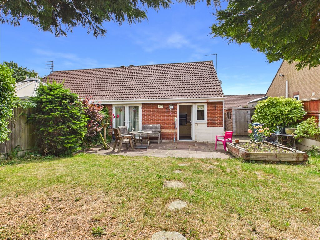 Property photo 2 of 14 Picture No. 12
