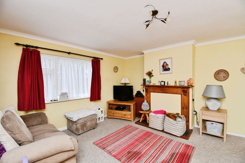 Property photo 2 of 16 Photo