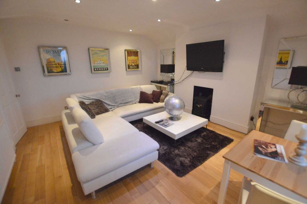 Property photo 2 of 10 Picture No. 01