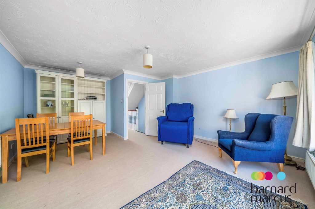 Property photo 3 of 20