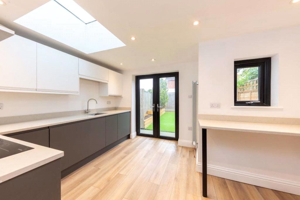 Property photo 3 of 9 Picture No. 10