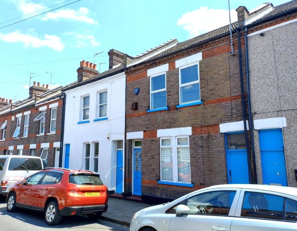 Property photo 1 of 27