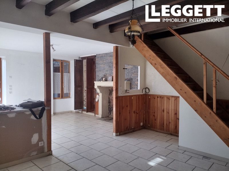 Property photo 2 of 10