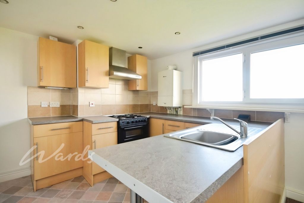 Property photo 2 of 8 Kitchen