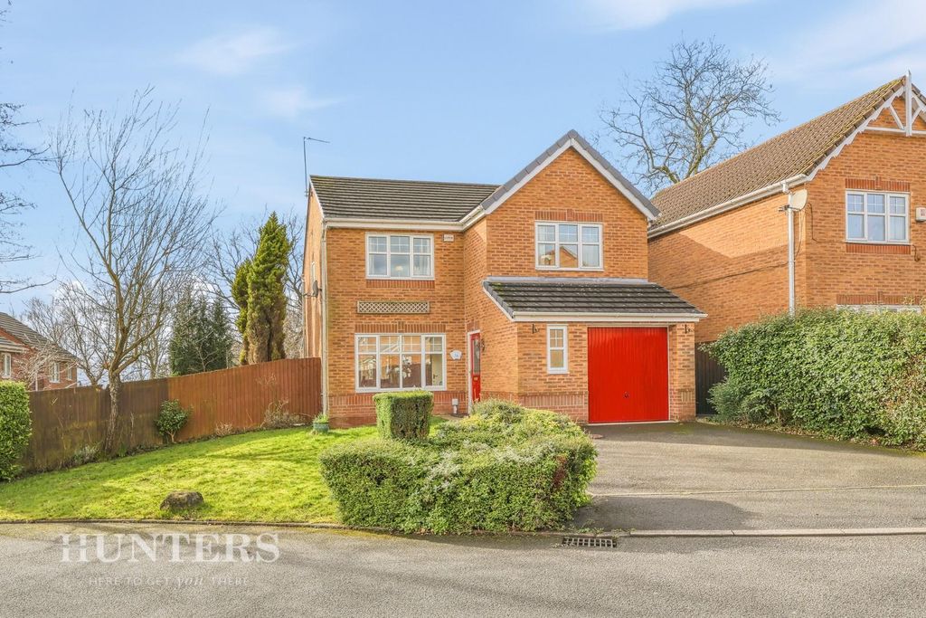 Property photo 1 of 34 Front Exterior