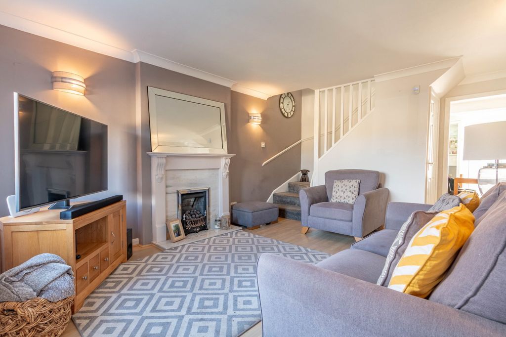 Property photo 2 of 17 Picture No. 02